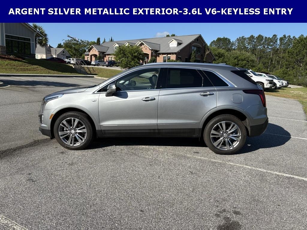 used 2025 Cadillac XT5 car, priced at $46,240