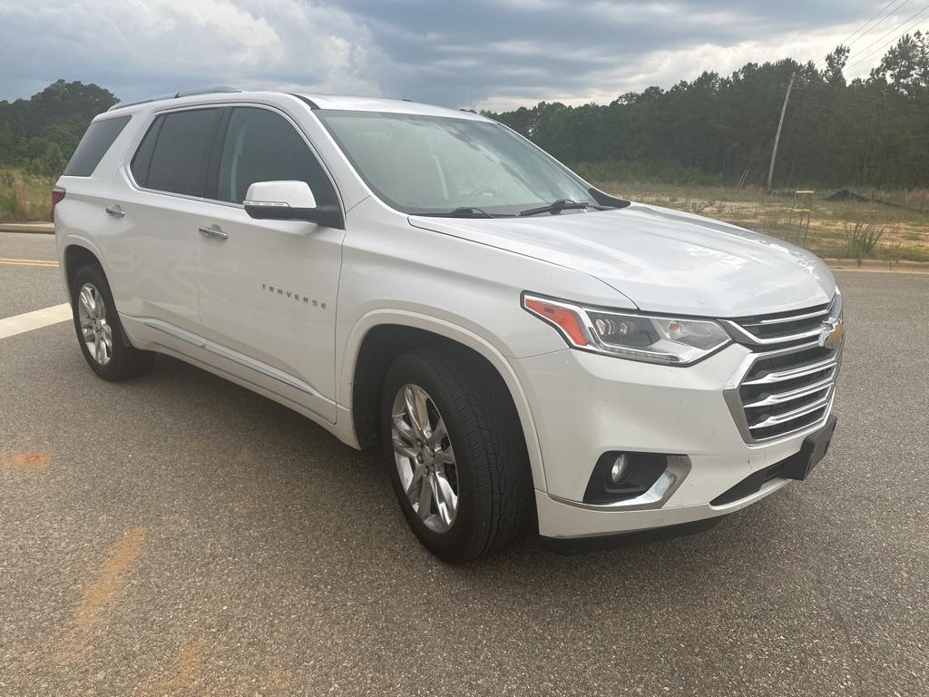 used 2021 Chevrolet Traverse car, priced at $26,790