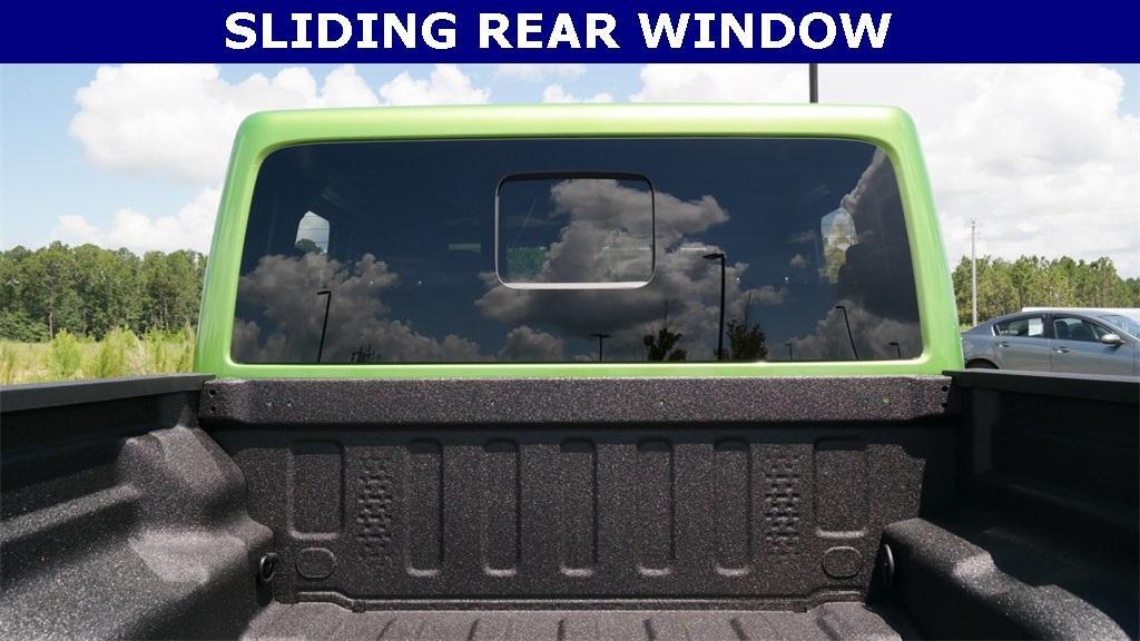 new 2025 Jeep Gladiator car, priced at $35,977