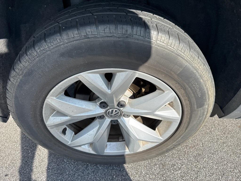 used 2018 Volkswagen Atlas car, priced at $16,700