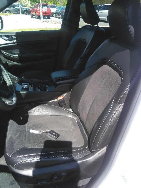 used 2023 Jeep Grand Cherokee L car, priced at $30,000