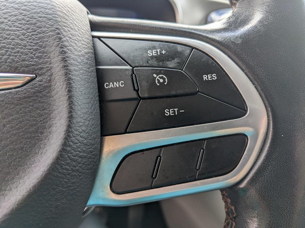 used 2020 Chrysler Pacifica car, priced at $15,423