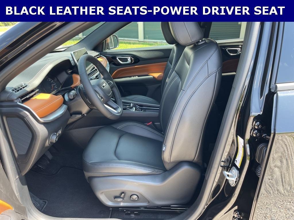 new 2025 Jeep Compass car, priced at $32,777