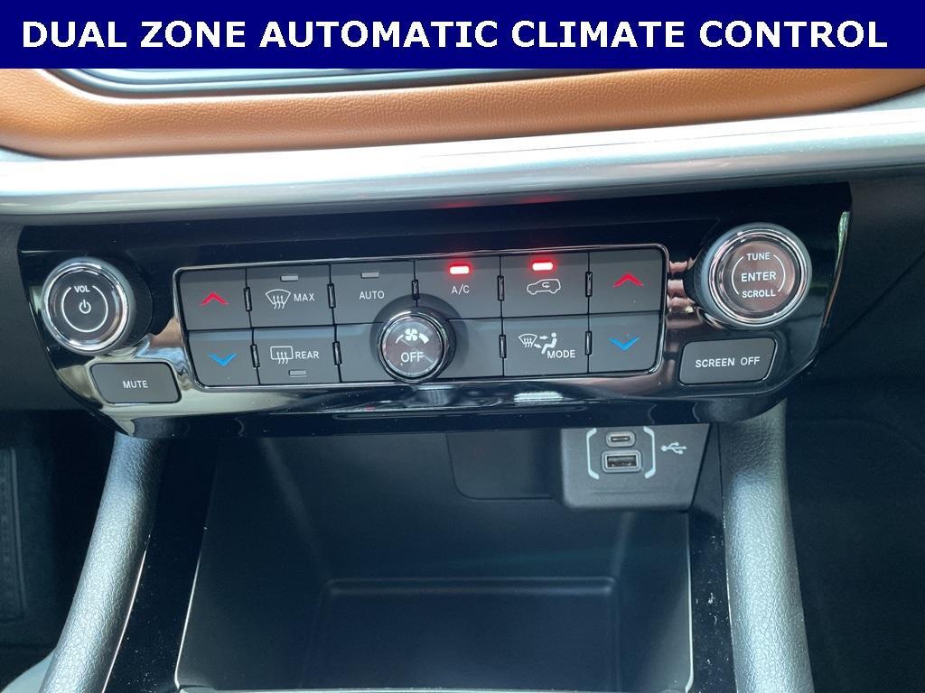 new 2025 Jeep Compass car, priced at $32,777