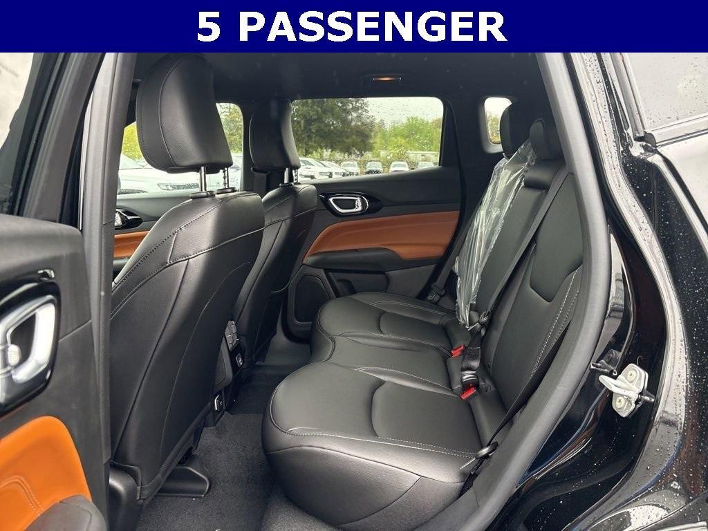 new 2025 Jeep Compass car, priced at $32,985