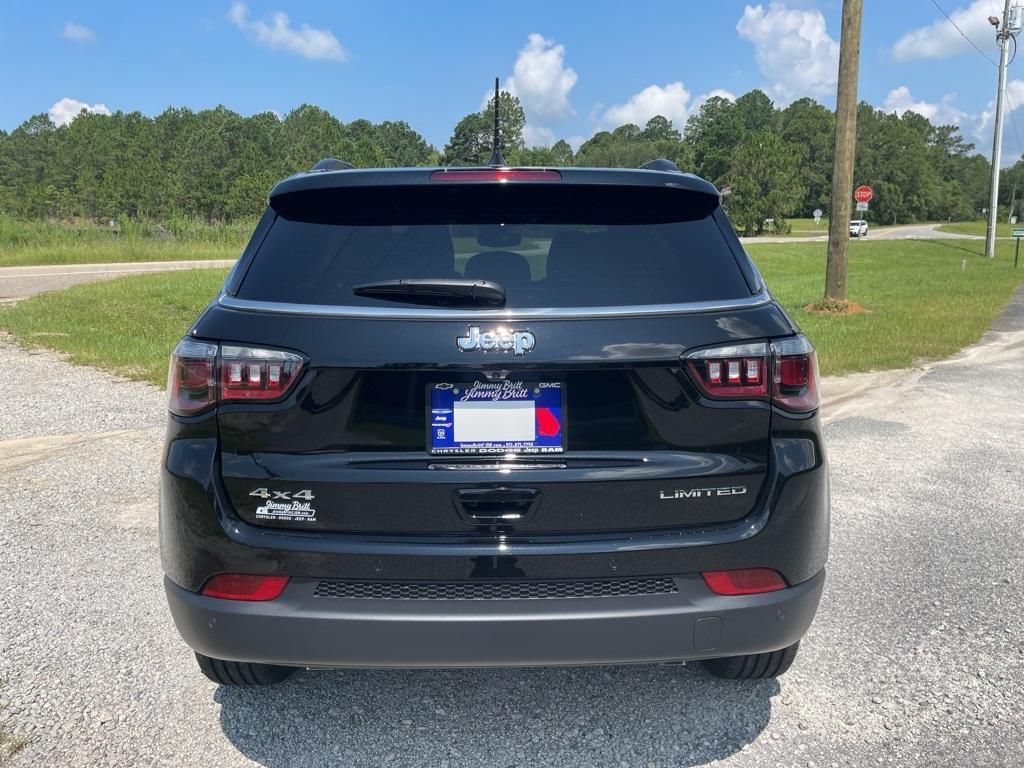 new 2025 Jeep Compass car, priced at $32,777