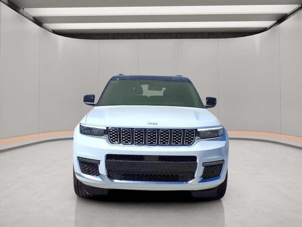 new 2025 Jeep Grand Cherokee car, priced at $55,827