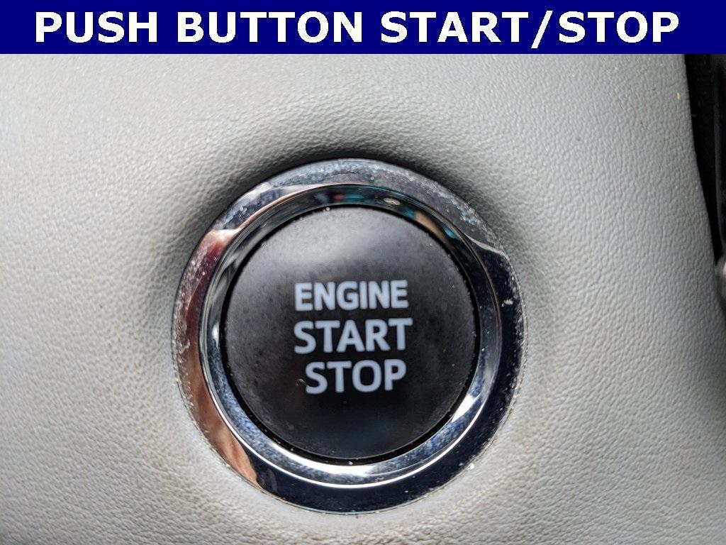 used 2023 Toyota Highlander car, priced at $30,864