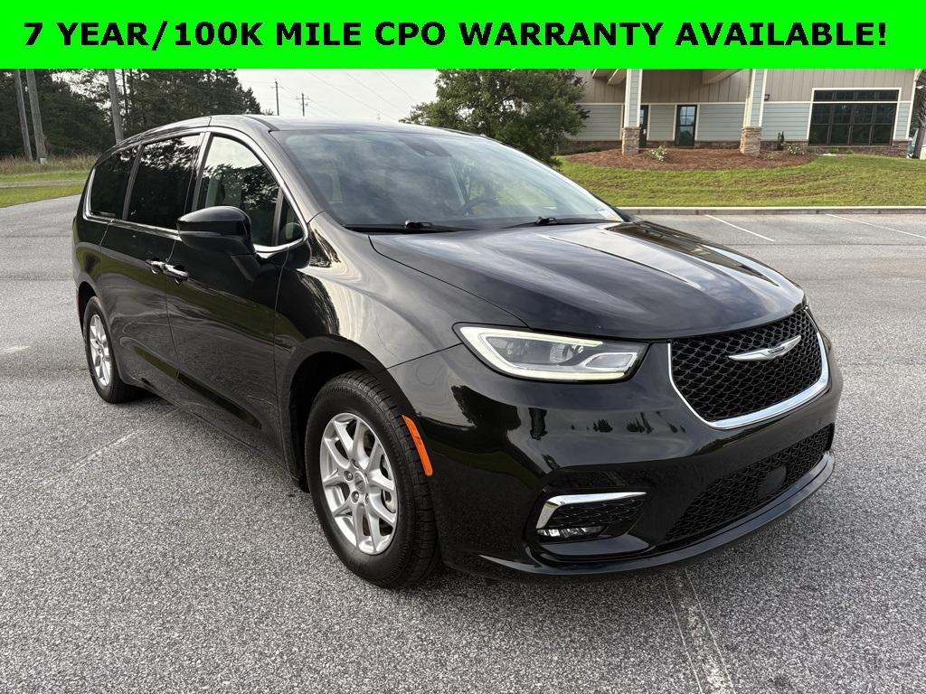 used 2023 Chrysler Pacifica car, priced at $21,977