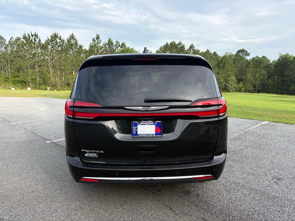used 2023 Chrysler Pacifica car, priced at $21,977