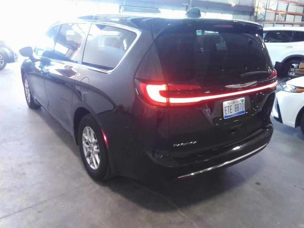 used 2023 Chrysler Pacifica car, priced at $23,435