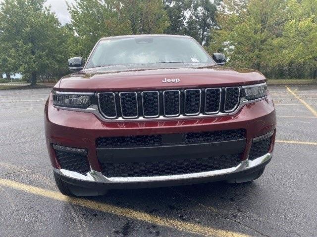 new 2025 Jeep Grand Cherokee car, priced at $38,500