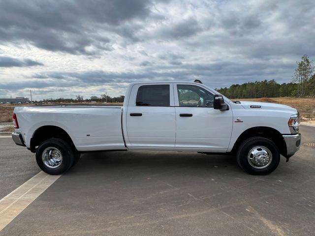 new 2024 Ram 3500 car, priced at $62,527