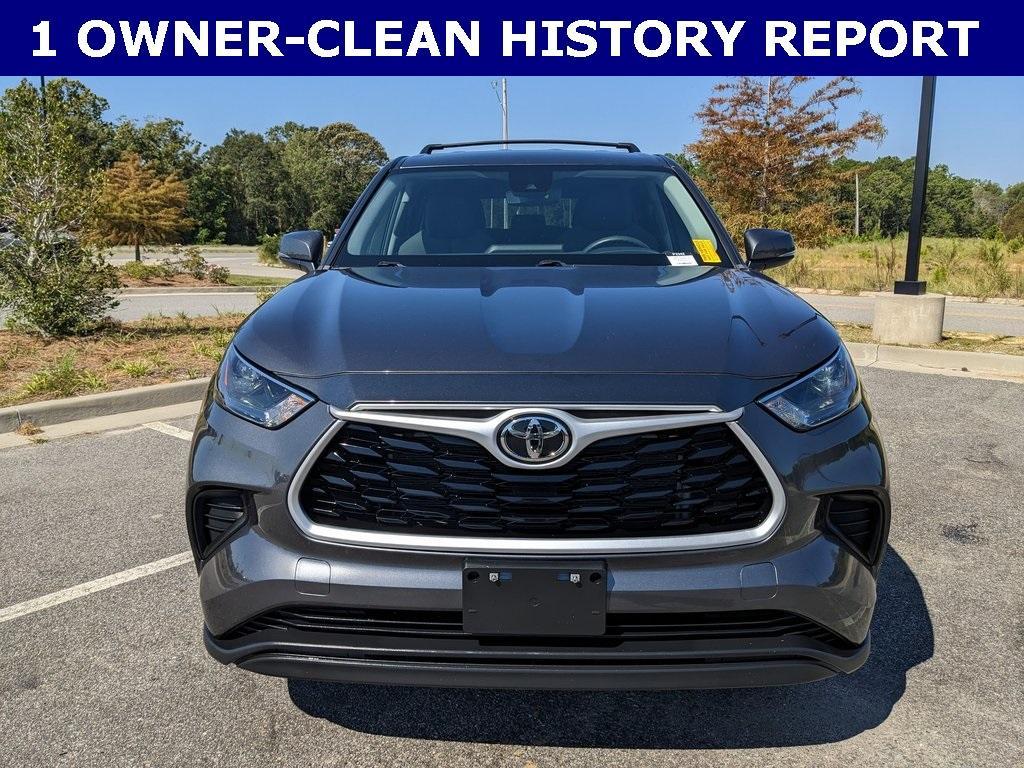 used 2023 Toyota Highlander car, priced at $30,953