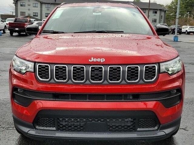 new 2025 Jeep Compass car, priced at $25,000