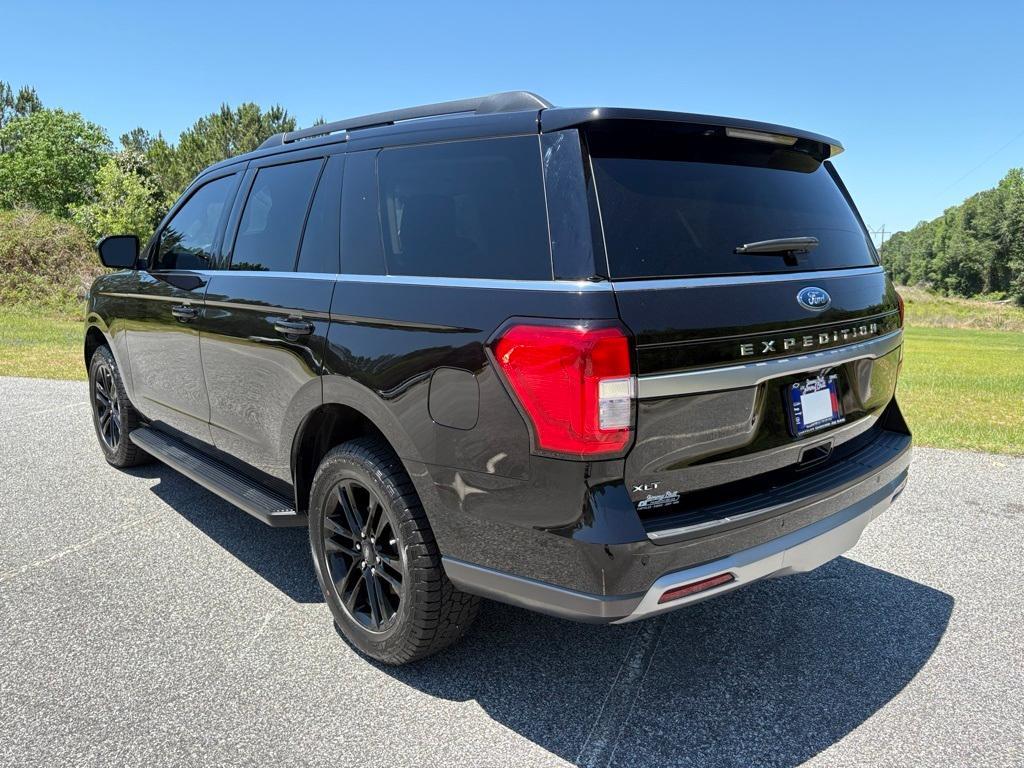 used 2024 Ford Expedition car, priced at $57,877