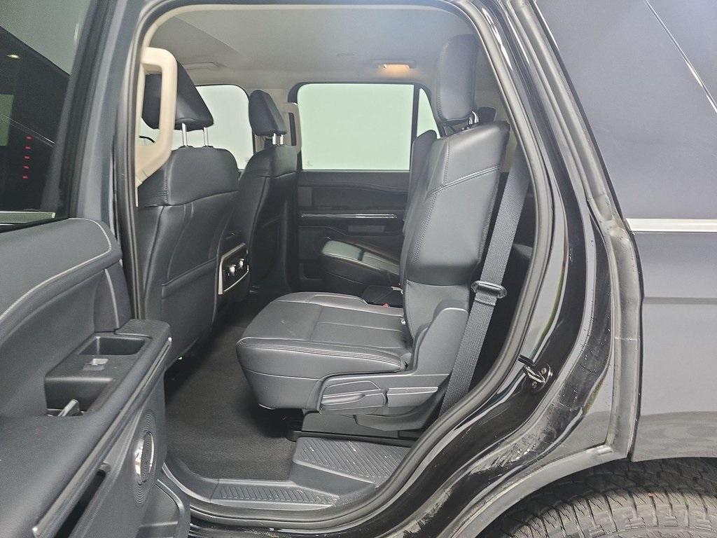 used 2024 Ford Expedition car, priced at $58,777
