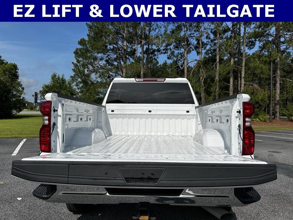 used 2024 Chevrolet Silverado 2500 car, priced at $50,995