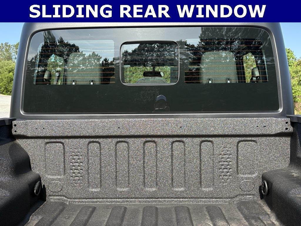 new 2025 Jeep Gladiator car, priced at $37,787