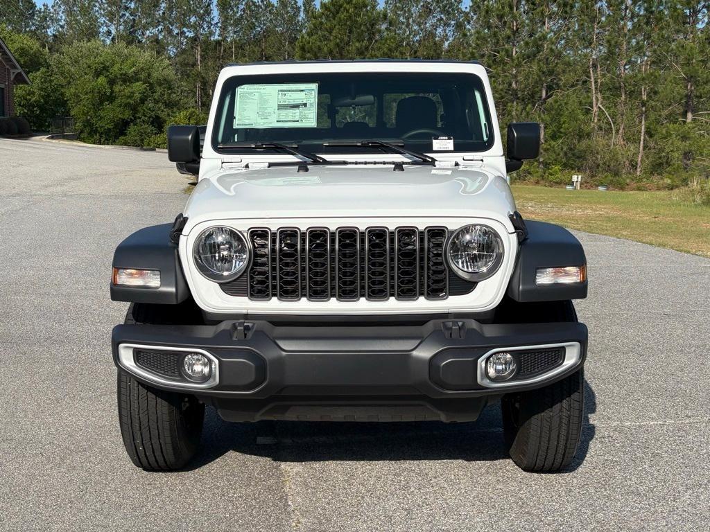 new 2025 Jeep Gladiator car, priced at $37,787