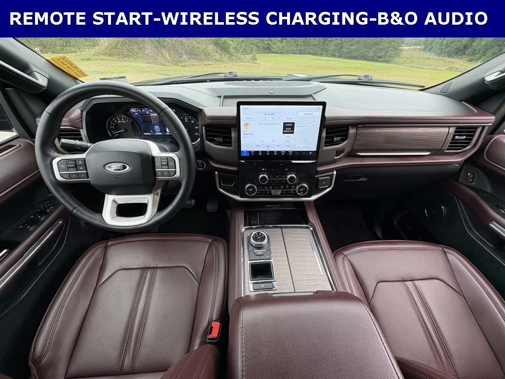 used 2024 Ford Expedition car, priced at $60,446