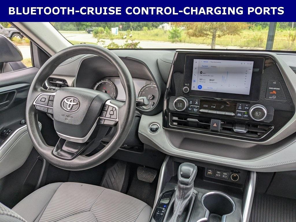 used 2023 Toyota Highlander car, priced at $29,337