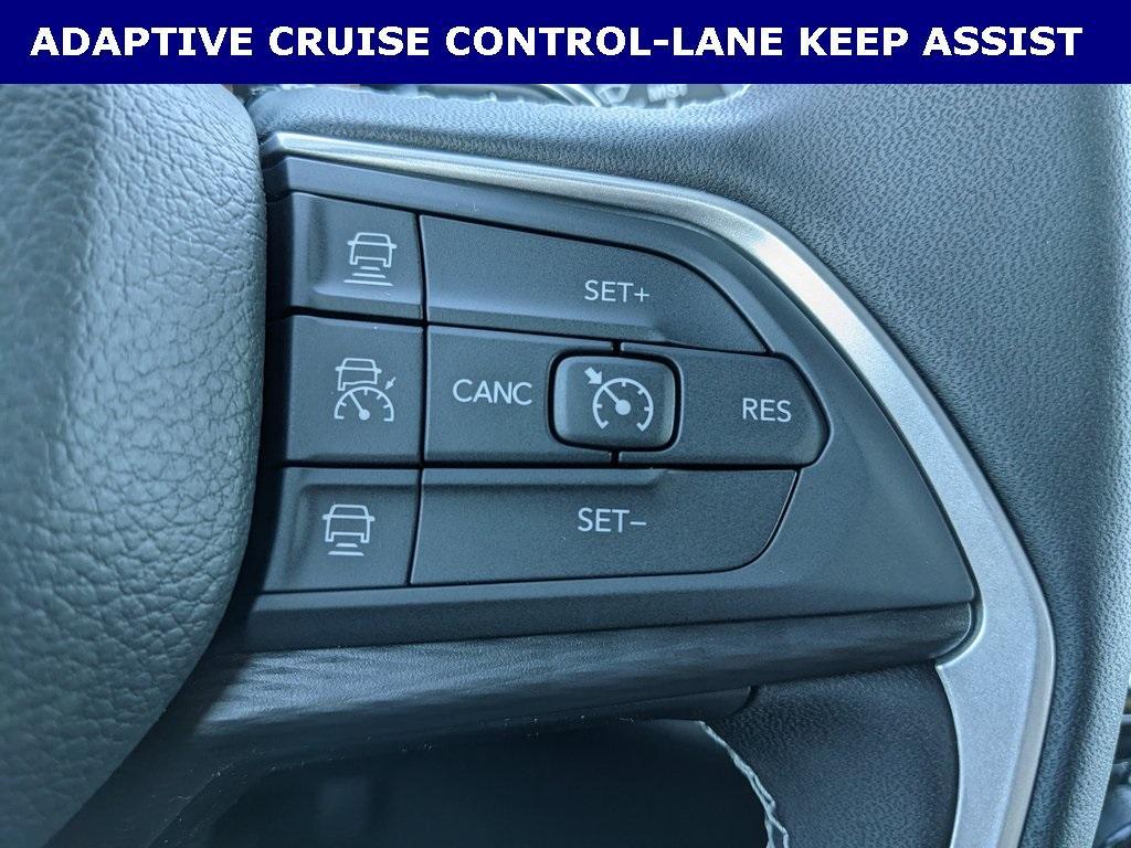 new 2025 Jeep Grand Cherokee car, priced at $33,127