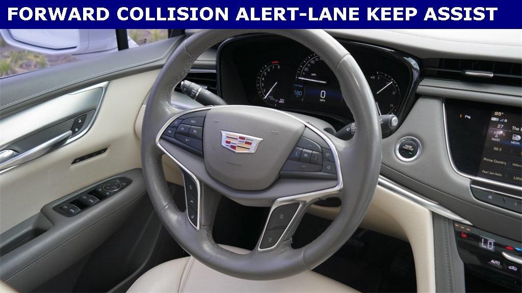 used 2018 Cadillac XT5 car, priced at $20,365