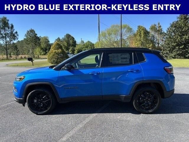 new 2024 Jeep Compass car, priced at $31,900