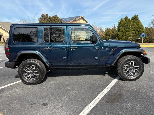 new 2025 Jeep Wrangler car, priced at $48,777