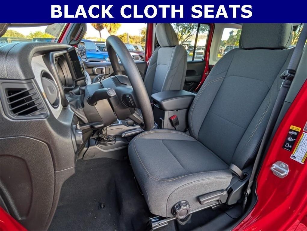 new 2026 Jeep Wrangler car, priced at $37,385