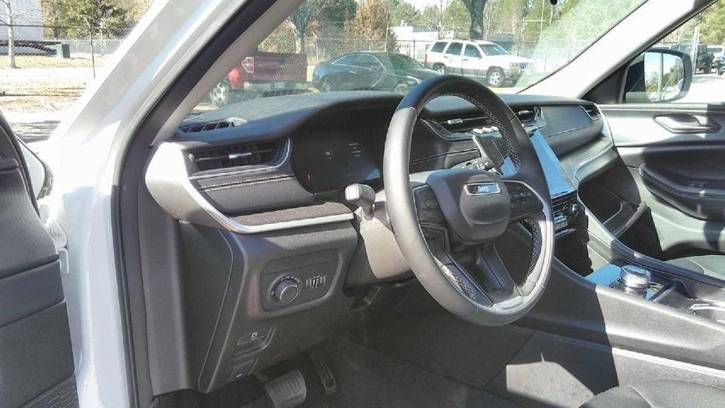 used 2024 Jeep Grand Cherokee L car, priced at $26,174