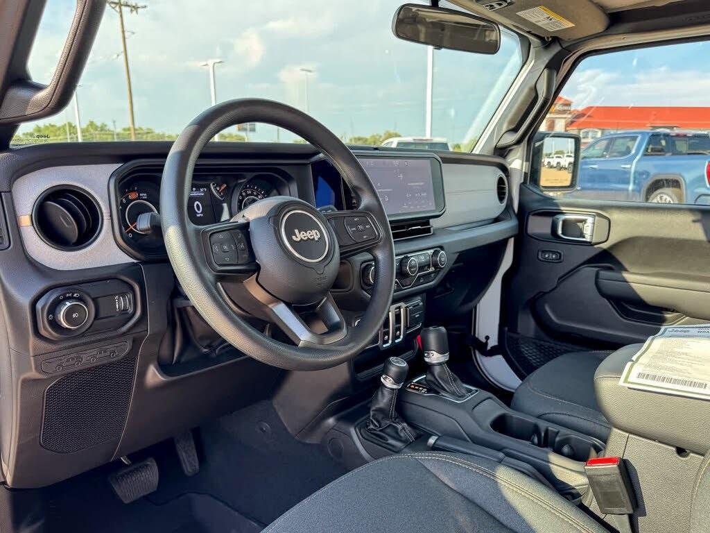 new 2026 Jeep Wrangler car, priced at $38,985