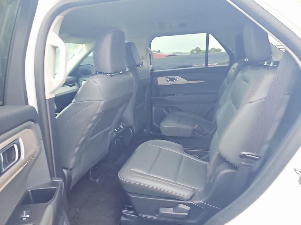 used 2025 Ford Explorer car, priced at $40,000