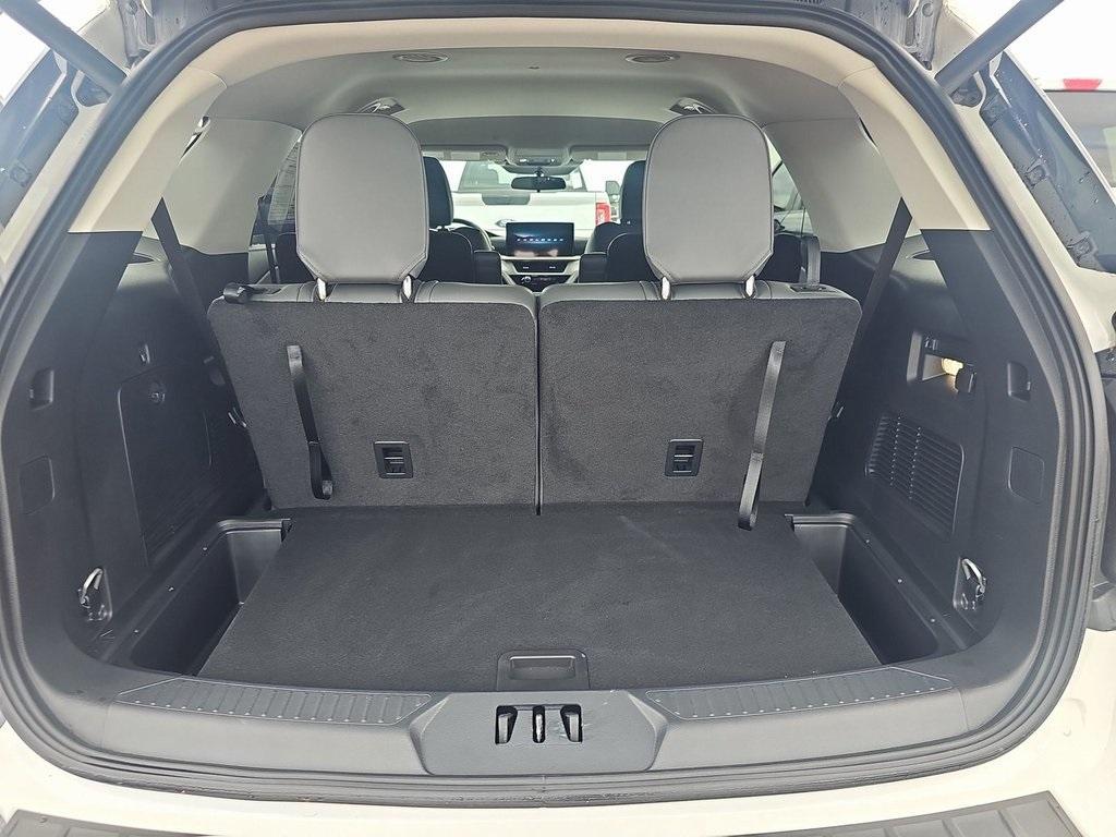 used 2025 Ford Explorer car, priced at $40,000