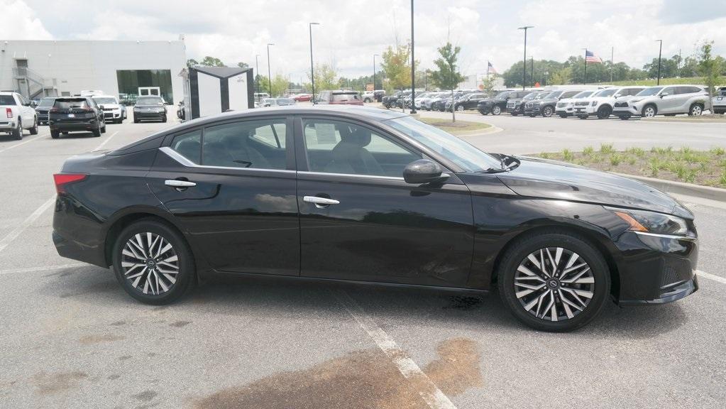 used 2023 Nissan Altima car, priced at $20,401