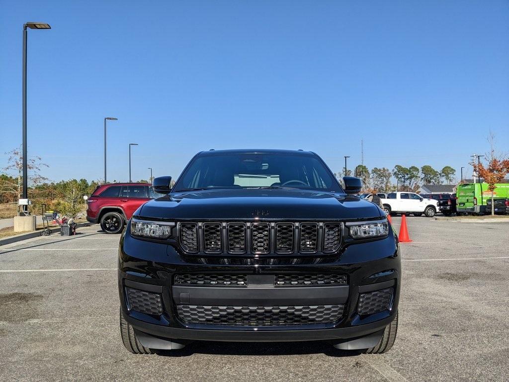 new 2025 Jeep Grand Cherokee L car, priced at $40,277