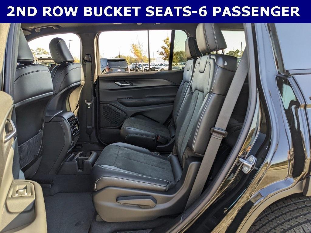 new 2025 Jeep Grand Cherokee L car, priced at $40,277