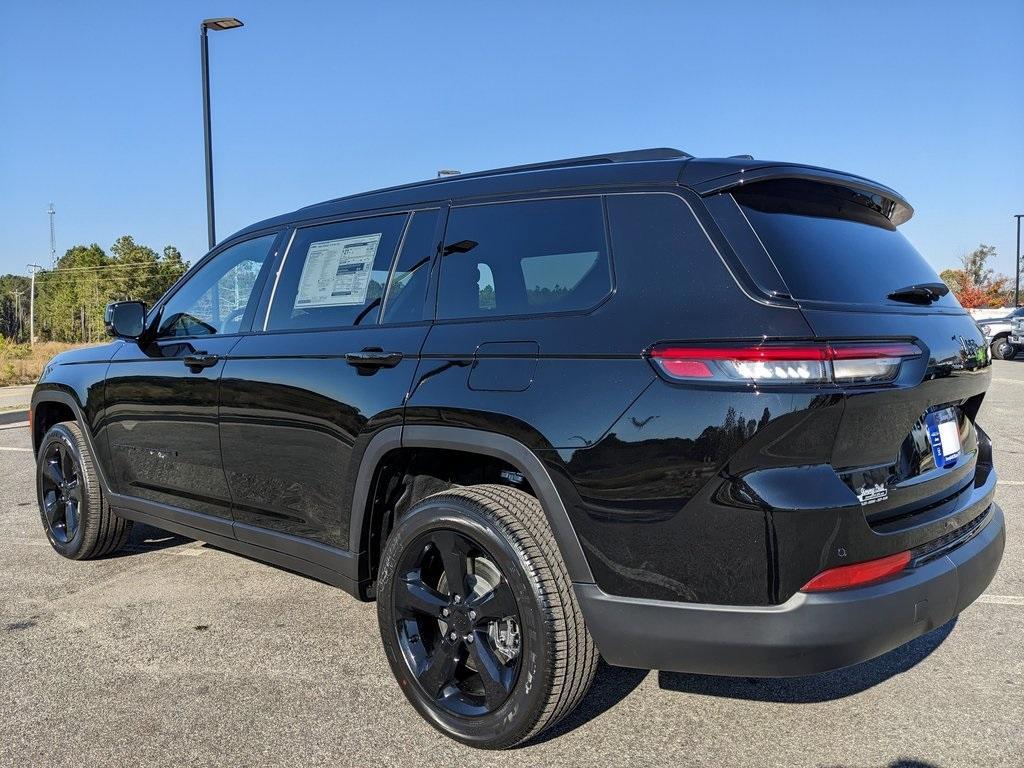 new 2025 Jeep Grand Cherokee L car, priced at $40,277