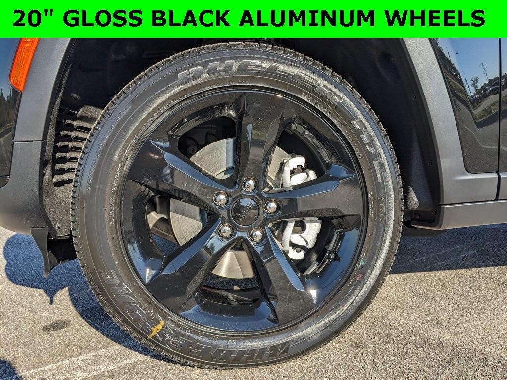 new 2025 Jeep Grand Cherokee L car, priced at $40,277