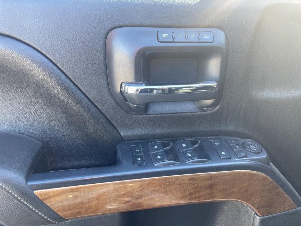 used 2014 Chevrolet Silverado 1500 car, priced at $16,320