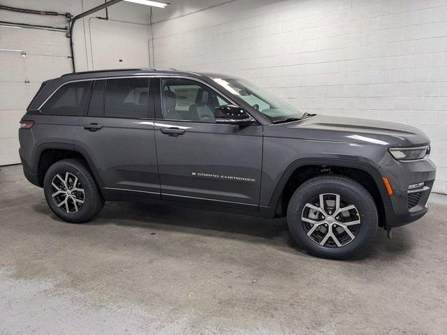 new 2025 Jeep Grand Cherokee car, priced at $38,500