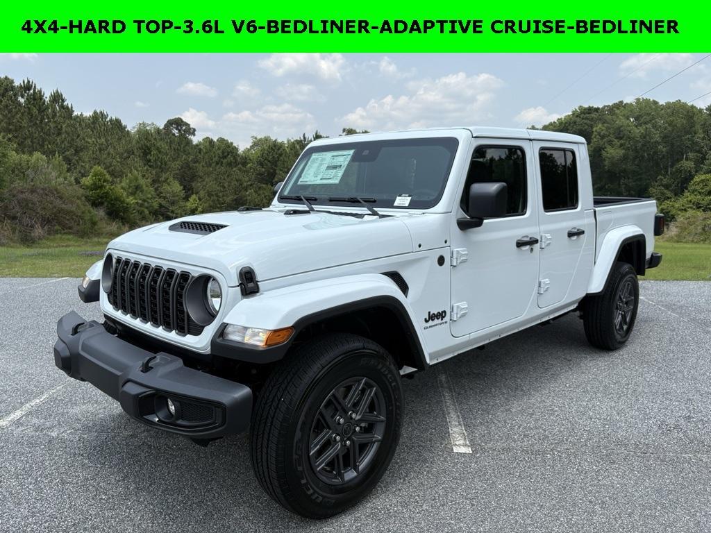 new 2025 Jeep Gladiator car, priced at $42,259