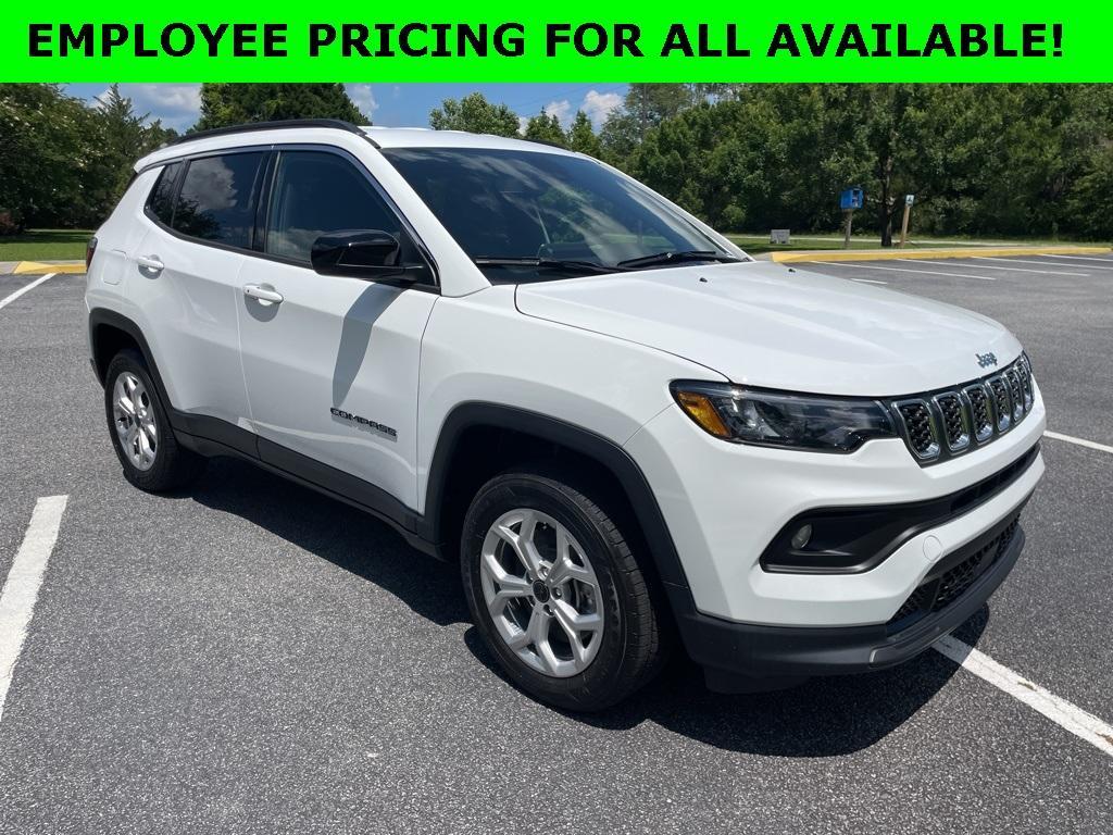 new 2025 Jeep Compass car, priced at $25,699