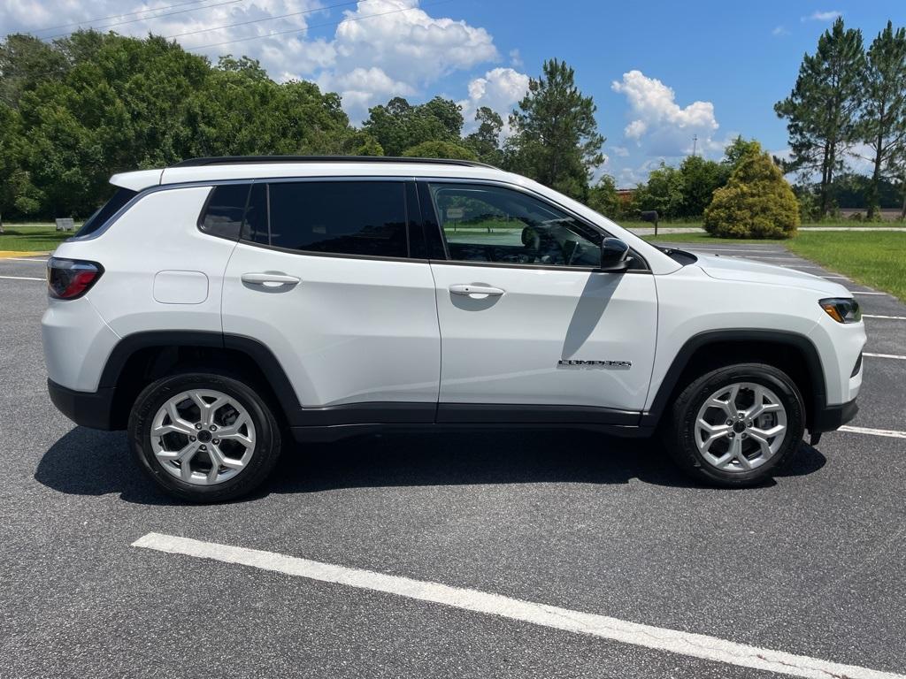 new 2025 Jeep Compass car, priced at $25,699