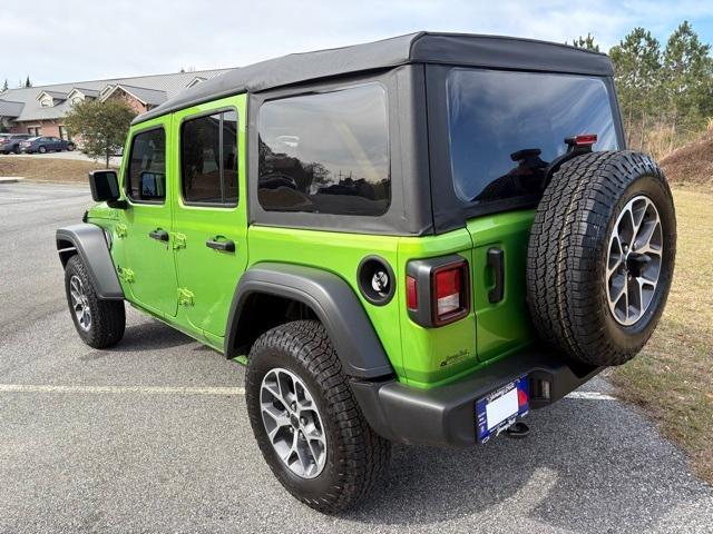 new 2025 Jeep Wrangler car, priced at $42,677