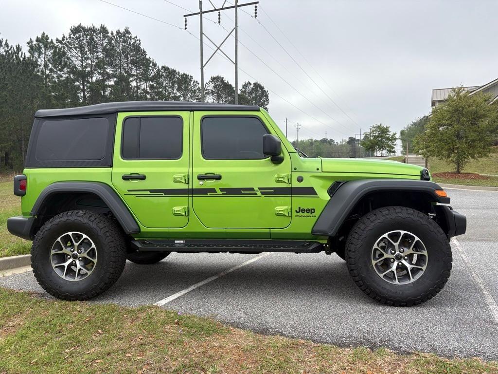 new 2025 Jeep Wrangler car, priced at $45,590