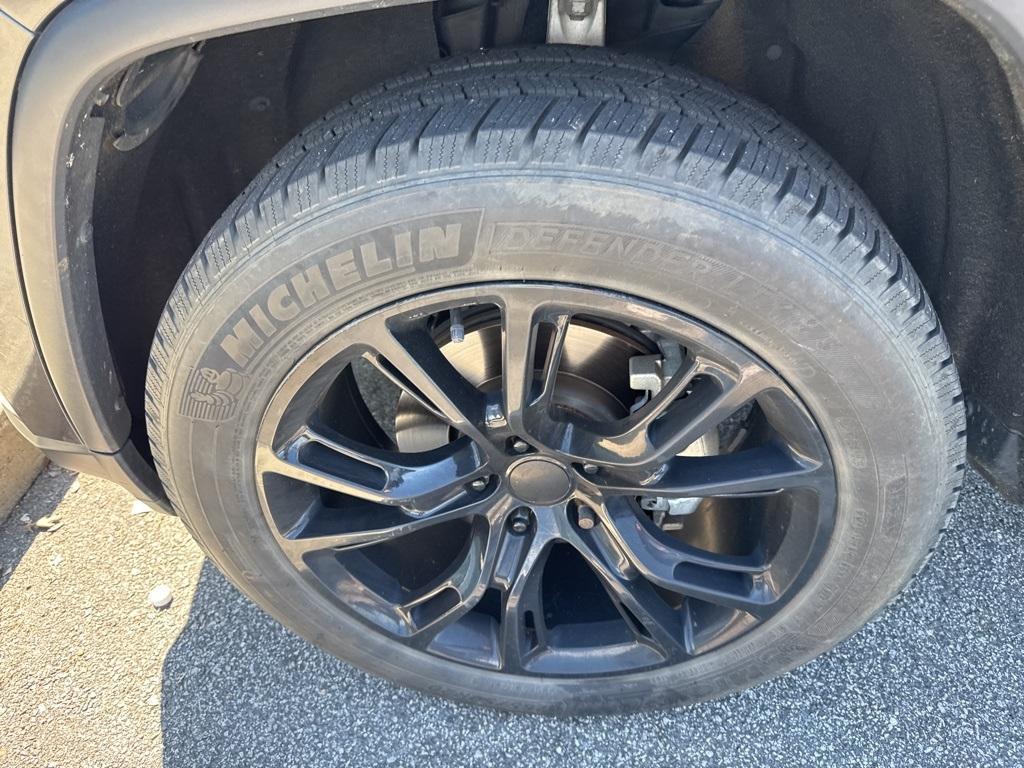 used 2019 Jeep Grand Cherokee car, priced at $22,497