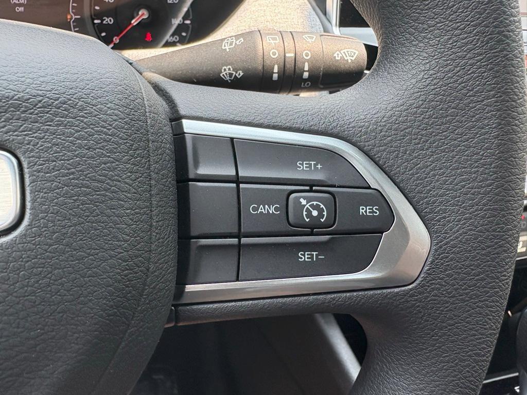 new 2025 Jeep Compass car, priced at $26,977