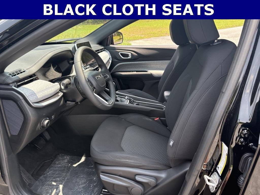 new 2025 Jeep Compass car, priced at $26,977